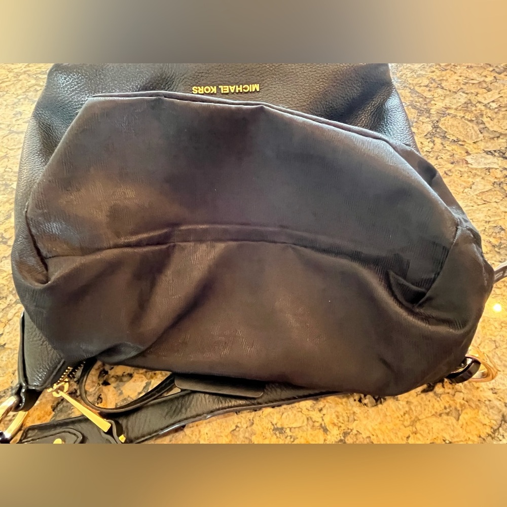 Michael Kors black leather shoulder bag - Picture 9 of 10